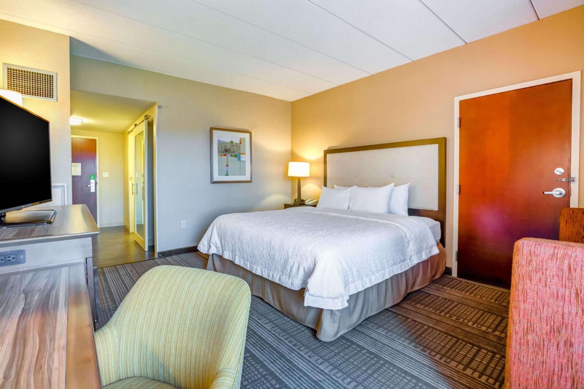Hampton Inn Boston-Норвуд Экстерьер фото